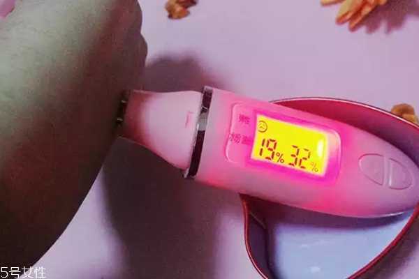 安娜柏林眼霜有封口吗