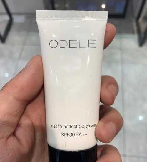 cc霜在脸上多长时间需要卸掉?cc霜怎么卸干净 cc霜在脸上多长时间需要卸掉?cc霜怎么卸干净