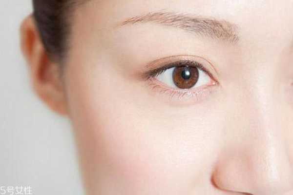 眼霜为什么起脂肪粒