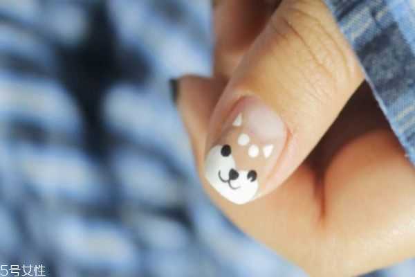 卡通手绘美甲怎么做？动物图案卡通美甲怎么做