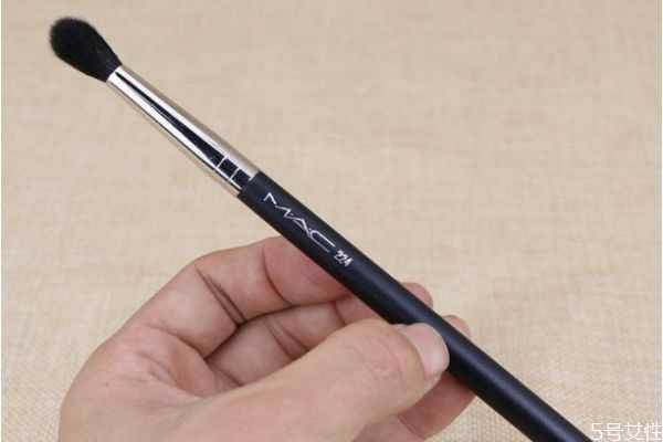 鼻影刷刷头有几种？鼻影刷可以用眼影刷代替吗