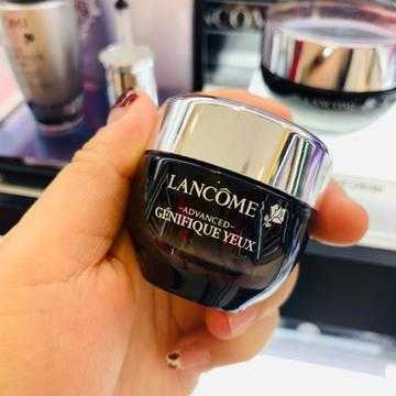 兰蔻肌底眼霜适合什么肤质 兰蔻肌底眼霜适合什么肤质