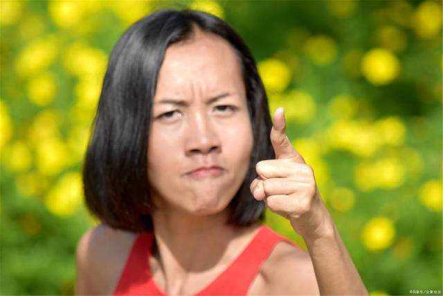 这5个原因可能会“加速”皮肤老化，希望女人抓紧改掉 