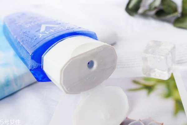 薇姿爽肤水蓝色好用吗