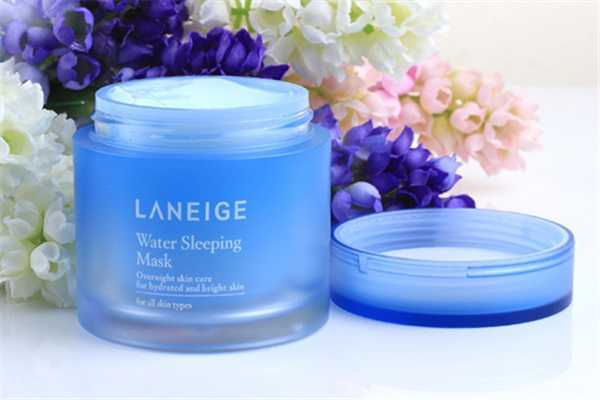 睡眠面膜和贴的面膜哪个效果好 睡眠面膜和贴的面膜哪个效果好