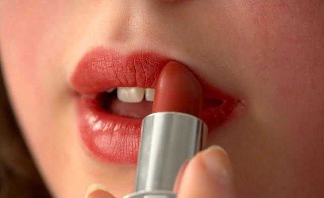 假口红有什么危害