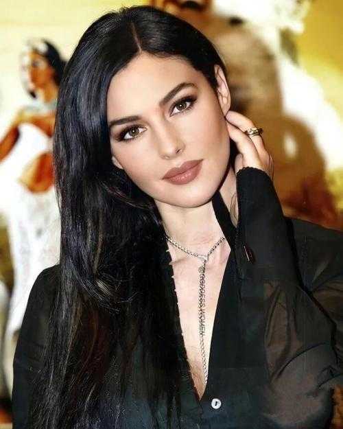 世界公认的四大美人,奥黛丽赫本/莫妮卡贝鲁奇/苏菲玛索/林青霞 世界公认的四大美人,奥黛丽赫本/莫妮卡贝鲁奇/苏菲玛索/林青霞