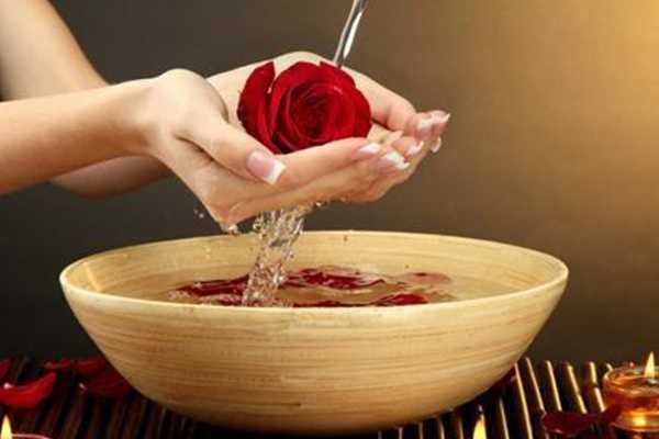 白醋收缩毛孔的方法 白醋收缩毛孔的方法