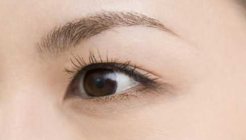 初学化妆如何画眼妆 初学化妆如何画眼妆