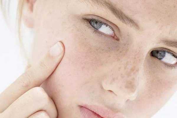 heelaa气垫bb霜怎么样 heelaa气垫bb霜怎么样