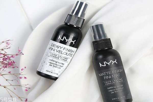 nyx定妆喷雾好用吗?nyx定妆喷雾使用前要摇吗 nyx定妆喷雾好用吗?nyx定妆喷雾使用前要摇吗