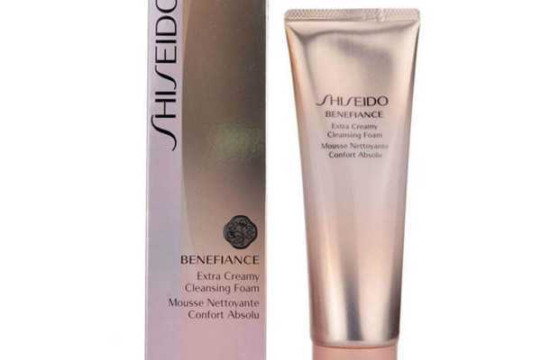 资生堂盼丽风姿抗皱洁面膏