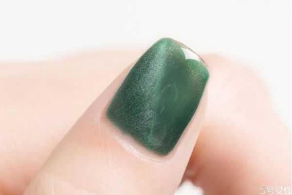 猫眼胶怎么涂?涂猫眼胶方法 猫眼胶怎么涂?涂猫眼胶方法