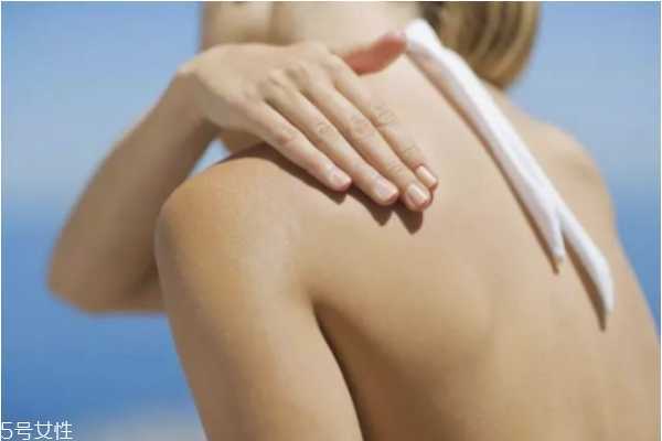 防晒喷雾防汗吗