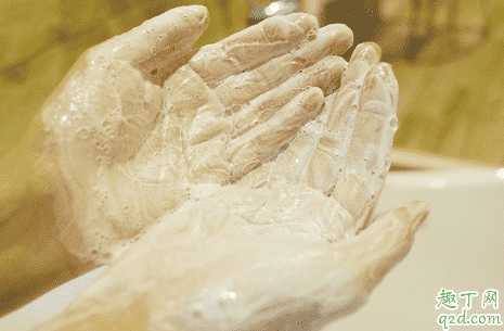 疯狂博士精油沐浴露洗了会油吗 疯狂博士精油沐浴露洗了会油吗