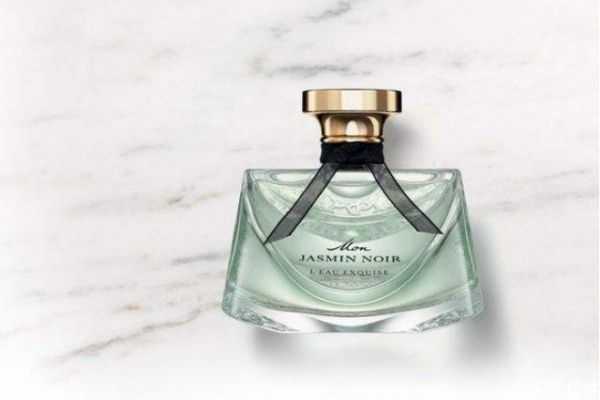 香水怎么喷不浓又好闻