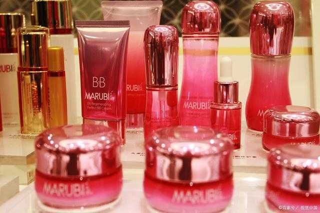 日本适合十八岁以上的护肤品有哪些？建议收藏起来，每一款都是世界名牌