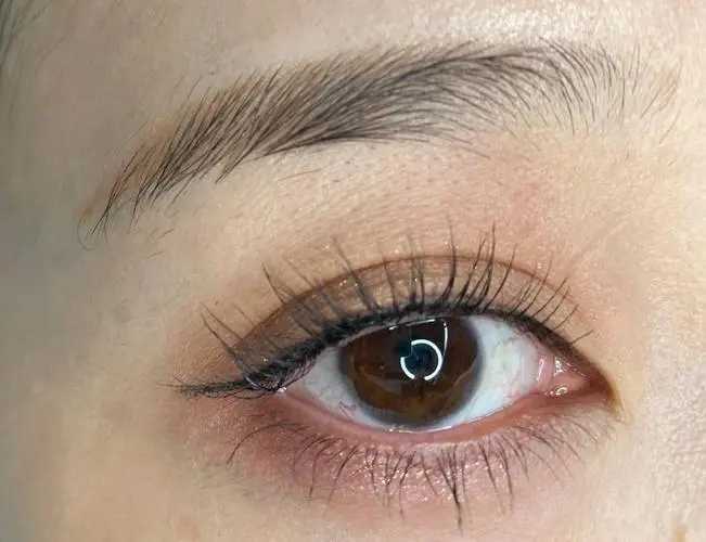 睫毛打底干了再涂睫毛膏还是直接涂 睫毛打底干了再涂睫毛膏还是直接涂