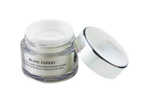 面霜可以当身体乳擦吗？有什么不一样