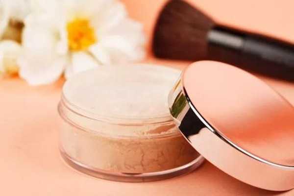 为什么用散粉浮粉?用散粉浮粉的原因 为什么用散粉浮粉?用散粉浮粉的原因