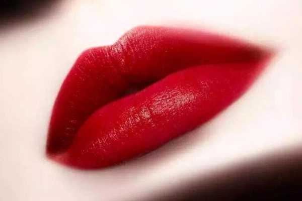 稚优泉口红保存注意事项 稚优泉口红保存注意事项