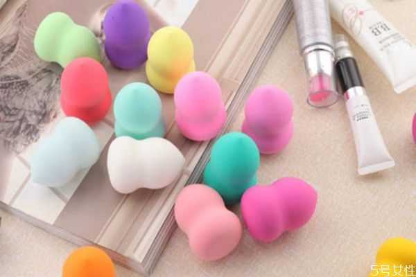 美妆蛋不打湿可以用吗?美妆蛋不用会过期吗 美妆蛋不打湿可以用吗?美妆蛋不用会过期吗