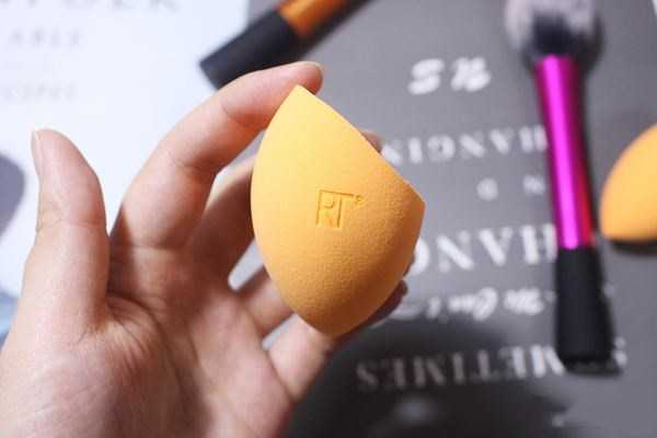 美妆蛋和刷子哪个好用？怎么判断美妆蛋质量好不好