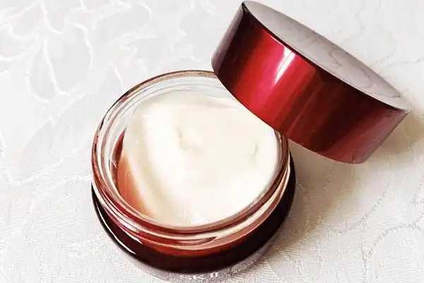 眼霜打开后1年还能用吗