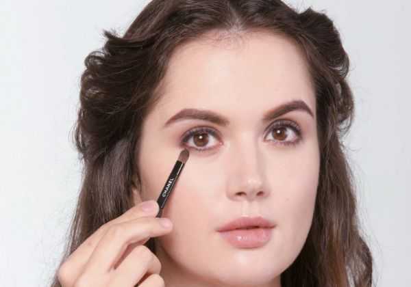 豆沙色的眼妆要怎么画 豆沙色的眼妆要怎么画