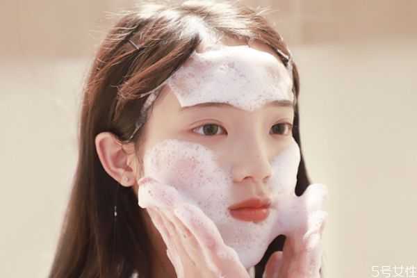 稚优泉洗面奶好用吗? 稚优泉洗面奶好用吗?