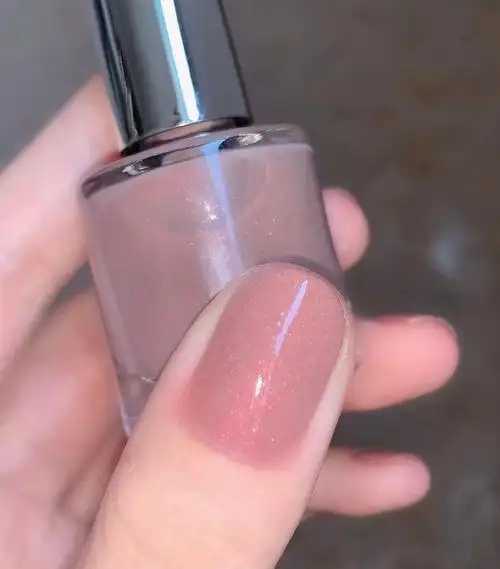 指甲油含有苯吗