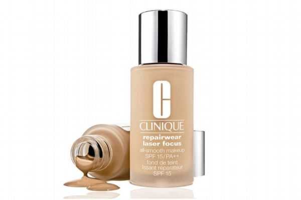 可以只涂粉底液出门吗？没有工具怎么上粉底液