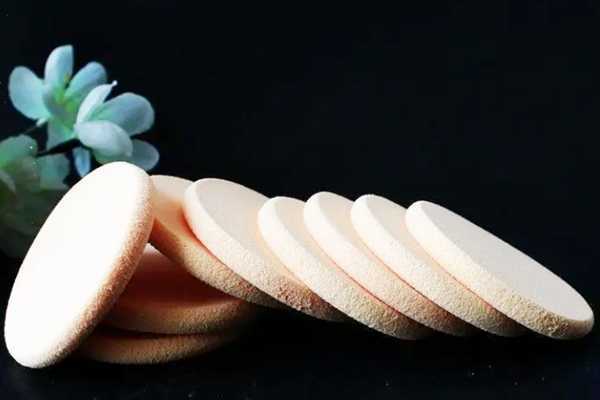 粉扑是干用还是湿用的 粉扑是干用还是湿用的