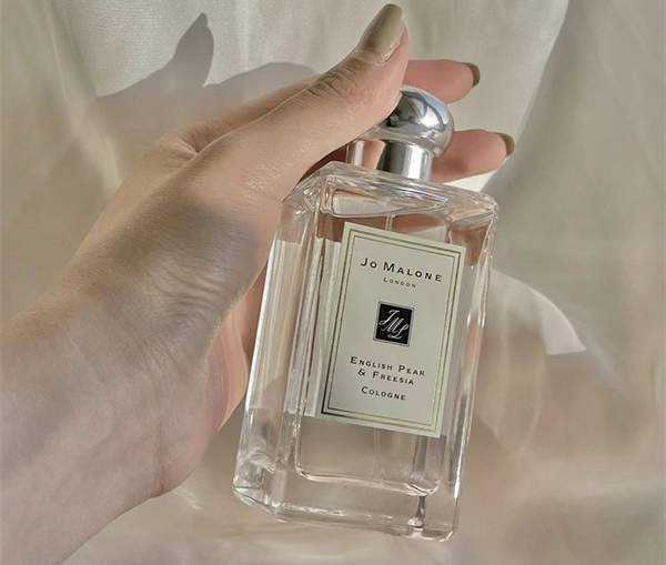 5款巨好闻的沙龙香水推荐