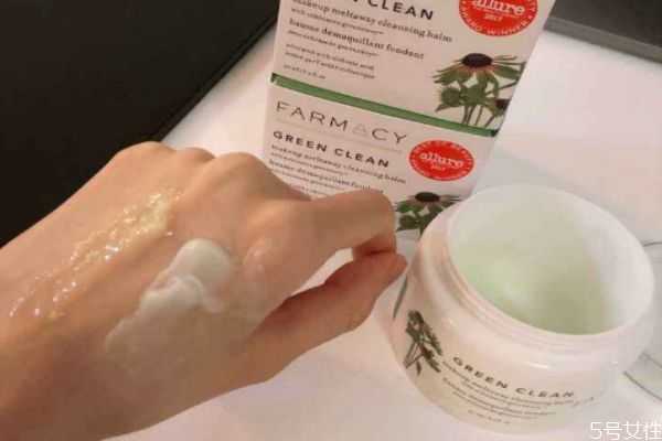 没化妆可以用卸妆膏吗 没化妆可以用卸妆膏吗