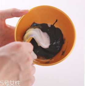 香蒲丽黑色面膜怎么用