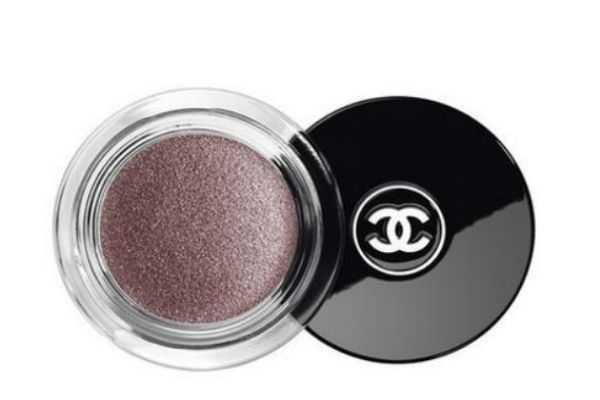 湿眼影和干眼影有什么区别？粉状眼影和眼影膏的区别