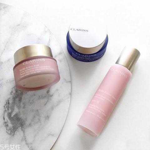 娇韵诗青春赋活系列适合年龄 25岁以上轻龄肌