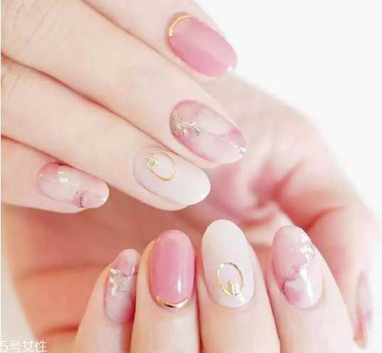 晕染美甲怎么做？梦幻星座美甲教程