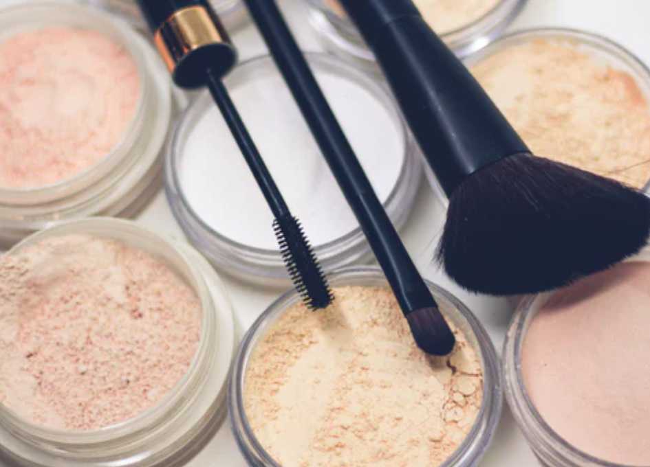 化妆必备品有哪些 化妆必备品有哪些