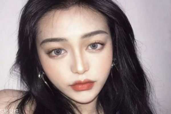 珀莱雅好用还是自然堂好用? 珀莱雅好用还是自然堂好用?