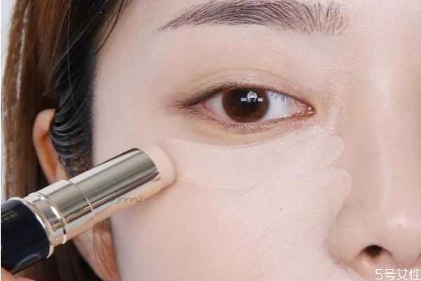 怎么让底妆干净?底妆起皮怎么办 怎么让底妆干净?底妆起皮怎么办