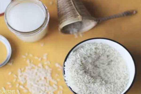 淘米水怎么洗脸