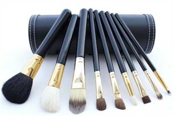 化妆刷什么毛好