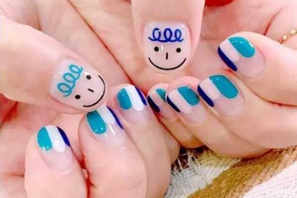 透明指甲油可以当封层吗 透明指甲油可以当封层吗