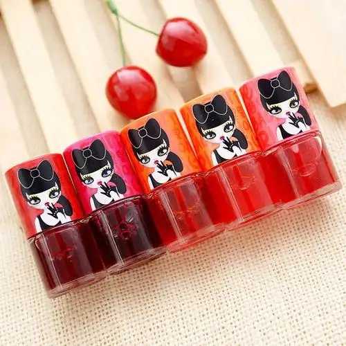 染唇液涂在嘴上会觉得油吗