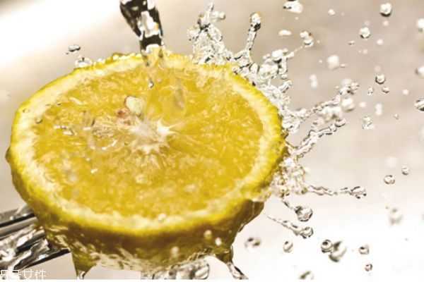 用什么敷脸可以补水