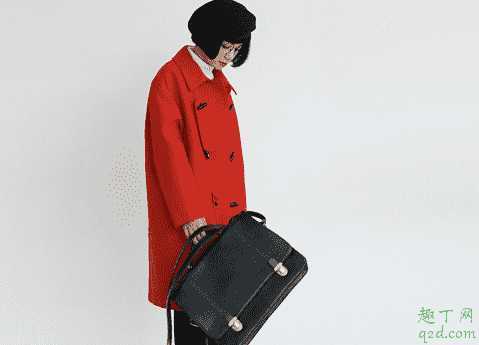 毛呢大衣内搭什么衣服好？如何把毛呢大衣穿得好看又保暖  ​