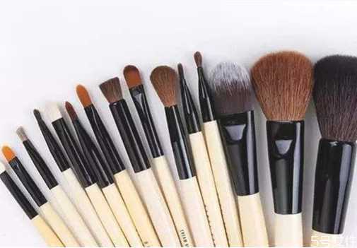 化妆刷每次用完都要洗吗