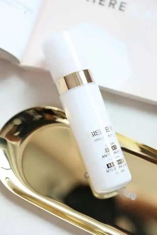 美容液一般什么时间用最合适?美容液早上用还是晚上用 美容液一般什么时间用最合适?美容液早上用还是晚上用